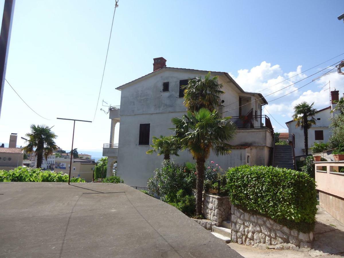 Apartments Matuc Malinska Exterior photo